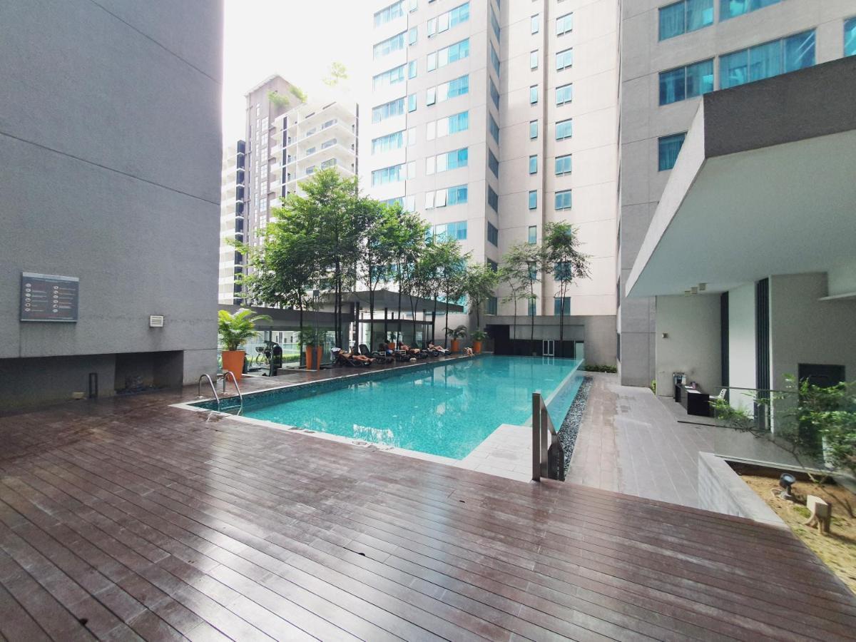 Summer Suite At Kuala Lumpur Klcc By Tengku Homestay Exterior foto